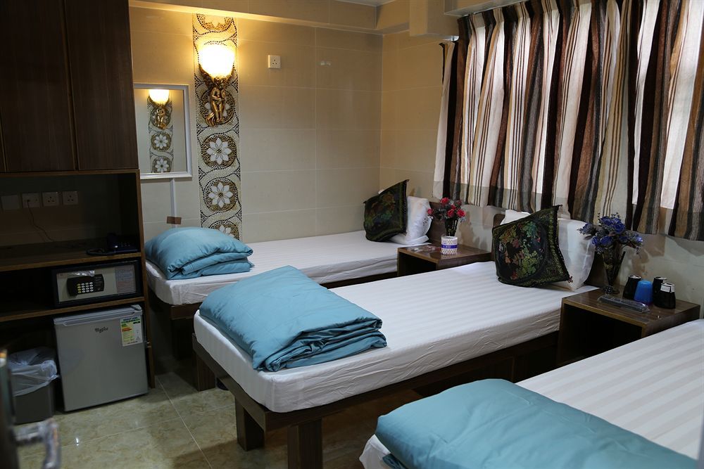 Russian Hostel Hong Kong Exterior photo